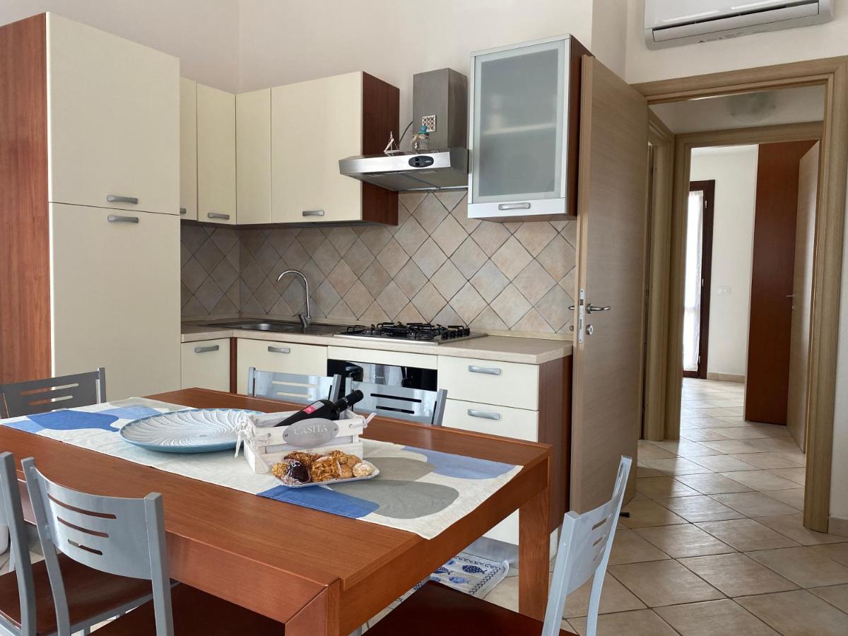 Casita Porto Pino Villa Екстериор снимка